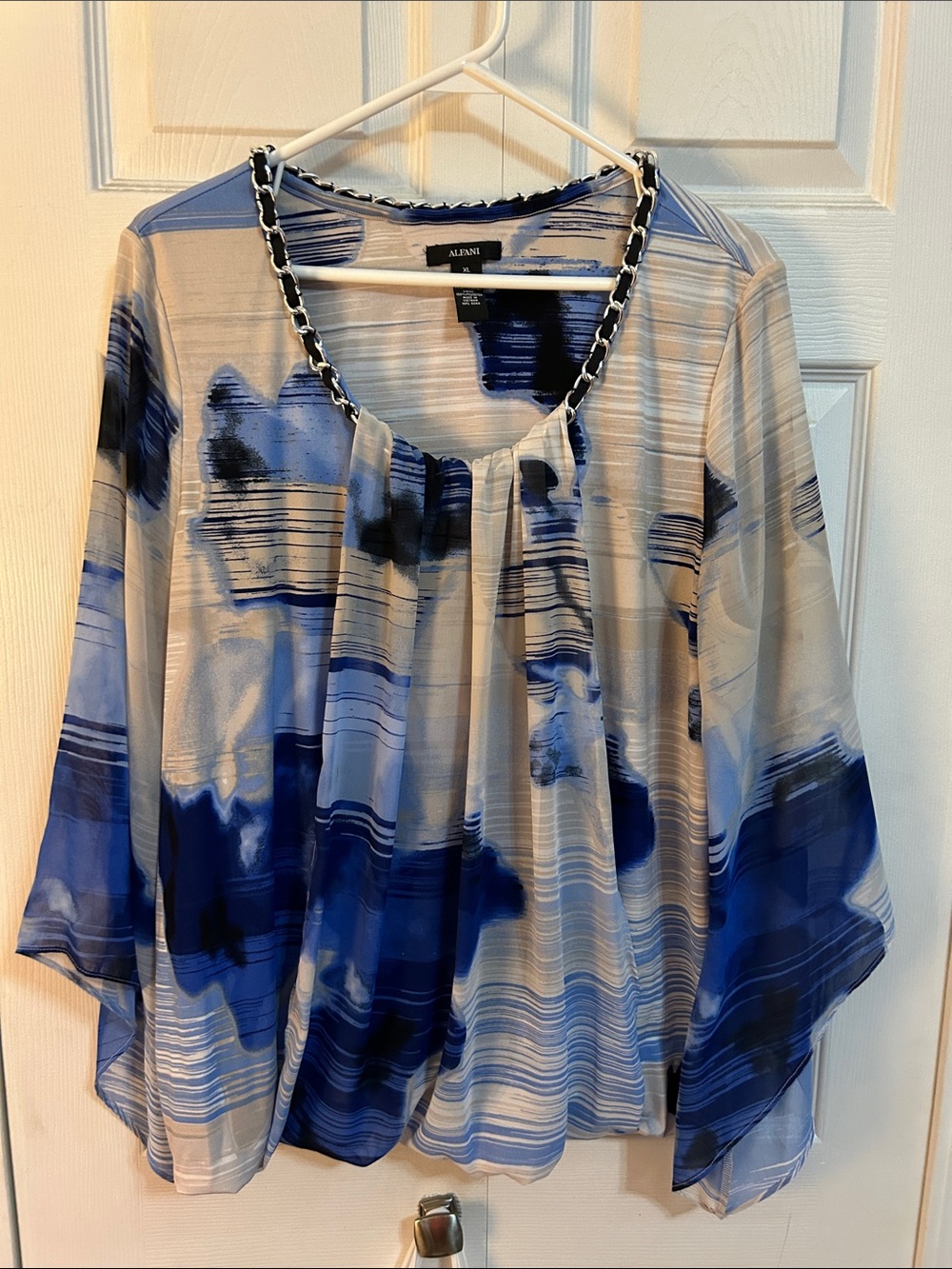 Alfani Blue and White Chain-Trim Printed Blouse